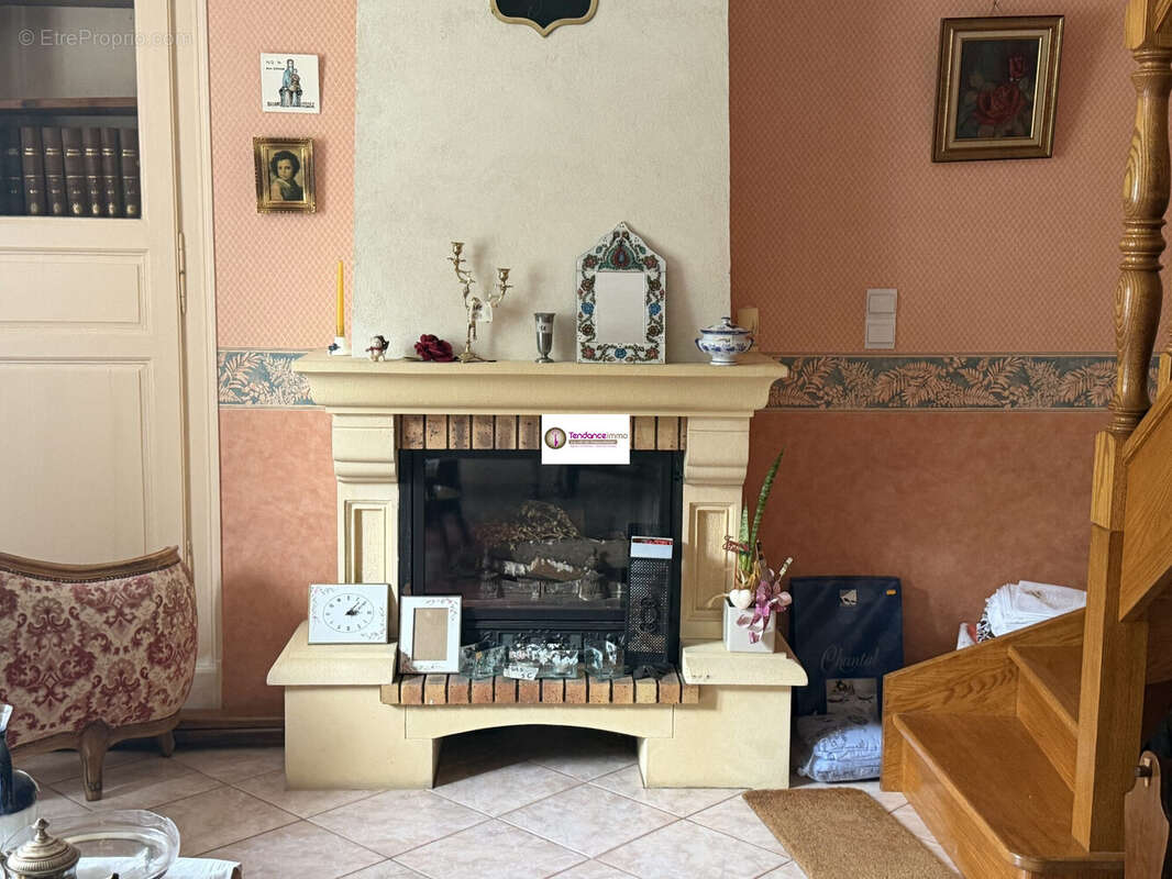 Maison à LE MELE-SUR-SARTHE