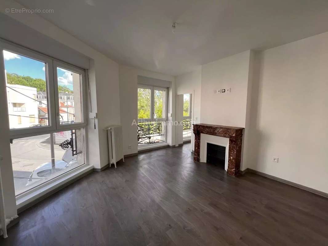 Appartement à VILLENEUVE-SAINT-GEORGES