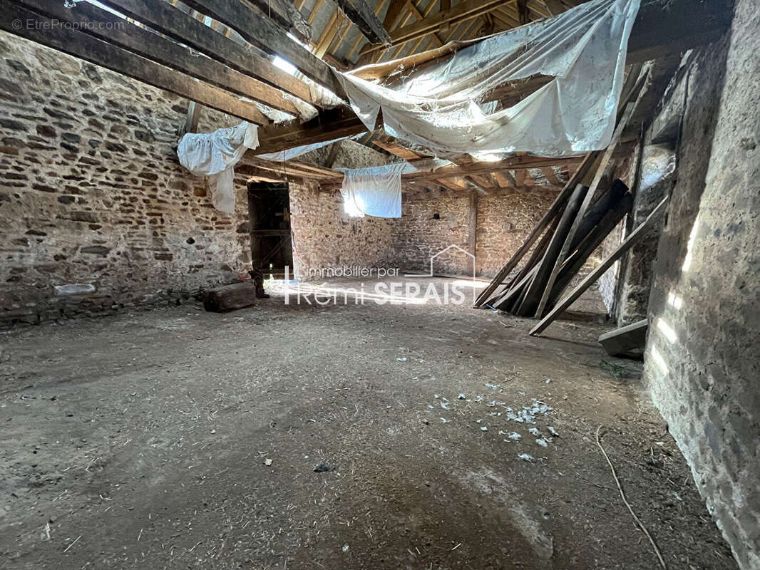 Maison à SAINT-FRAIMBAULT