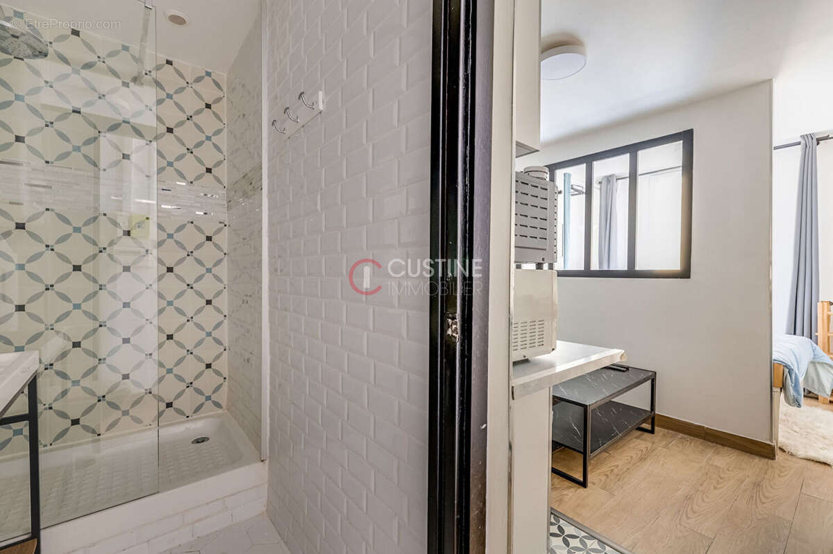 Appartement à PARIS-18E