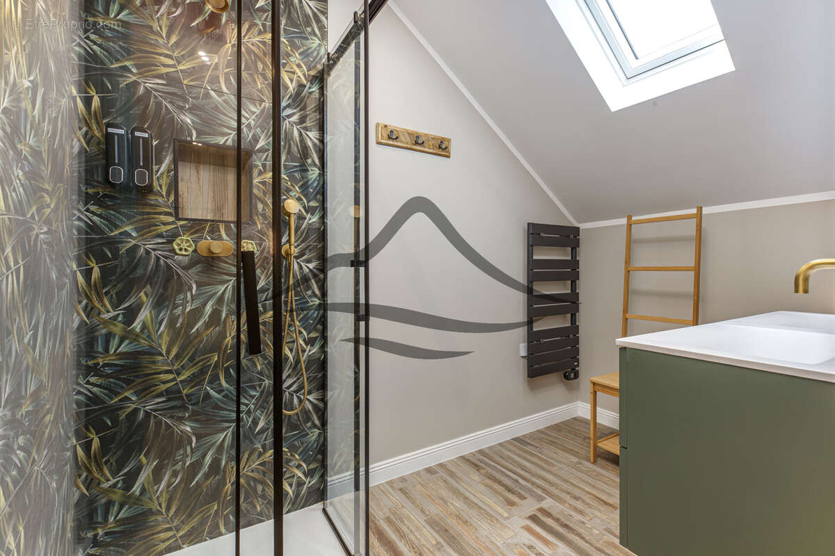 Appartement à AIX-LES-BAINS