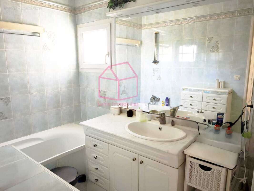 Appartement à CHOISY-LE-ROI