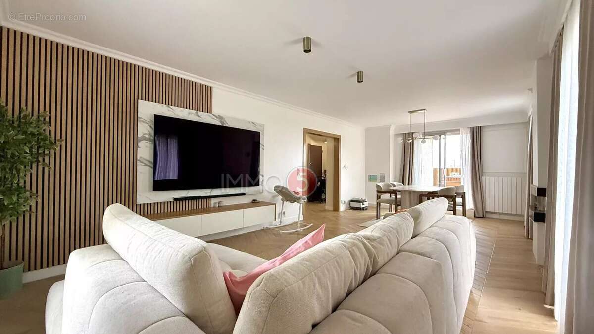 Appartement à LE RAINCY