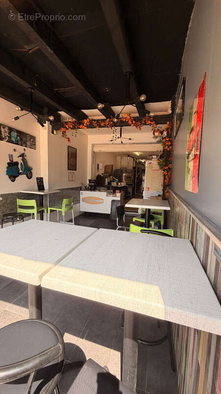A vendre fonds de commerce pizzeria 45 m2 + 12 places en terrasse situe quartier la faviere bormes les mimosas - photo 5