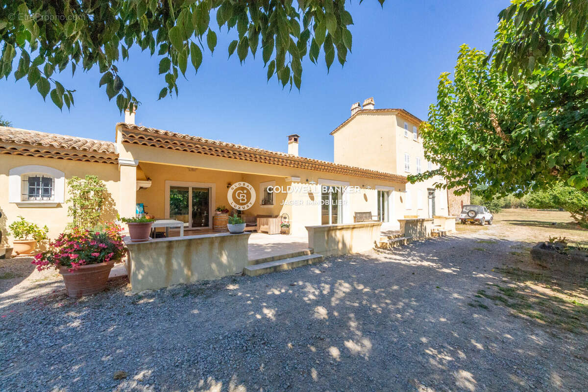 Maison à GRIMAUD