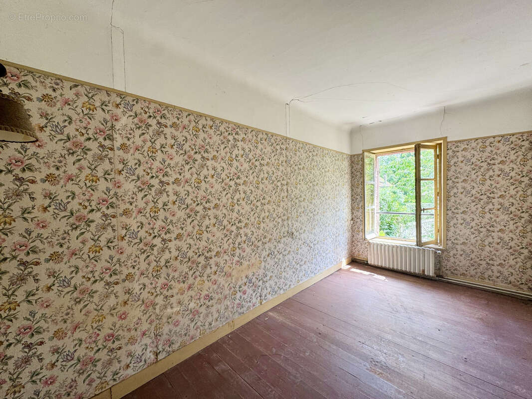 Maison à COULOMMIERS