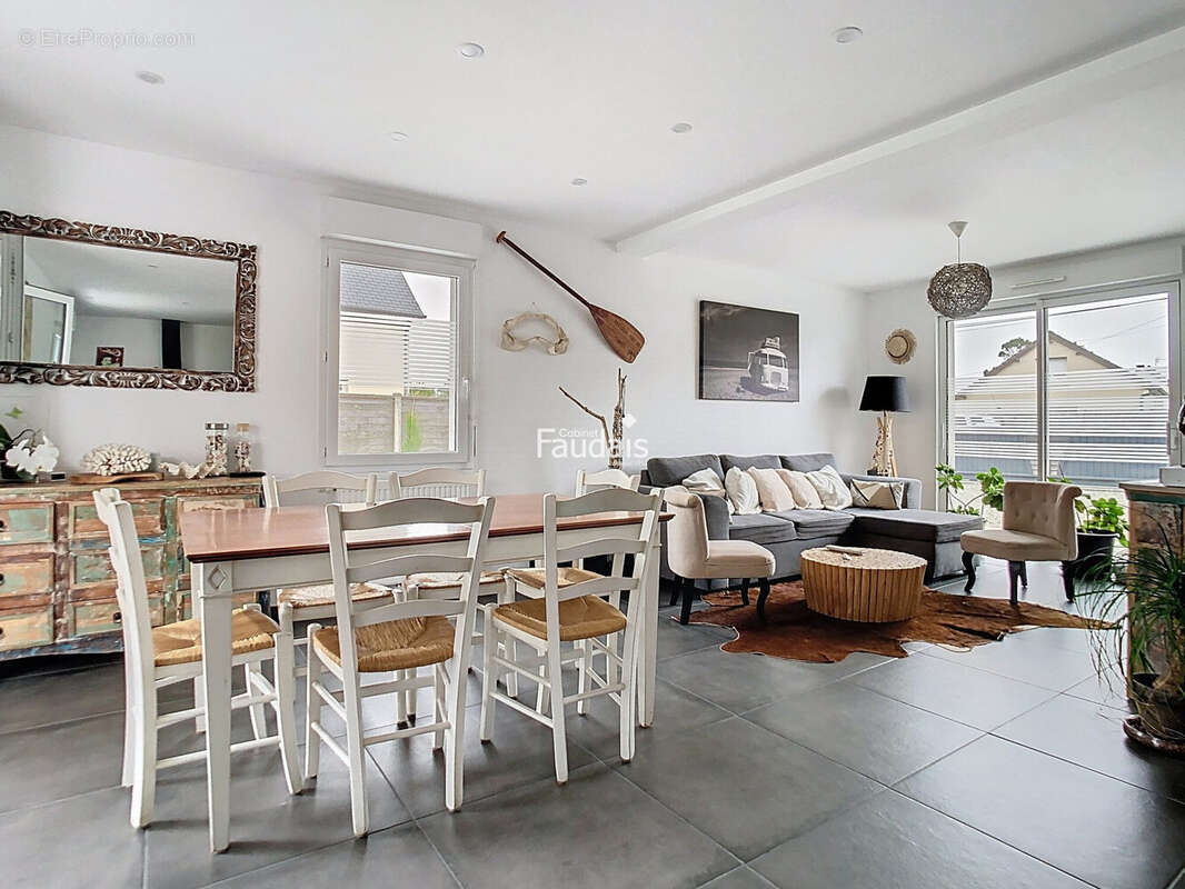 Maison 103 m² à Saint-Germain-Sur-Ay  - photo 3
