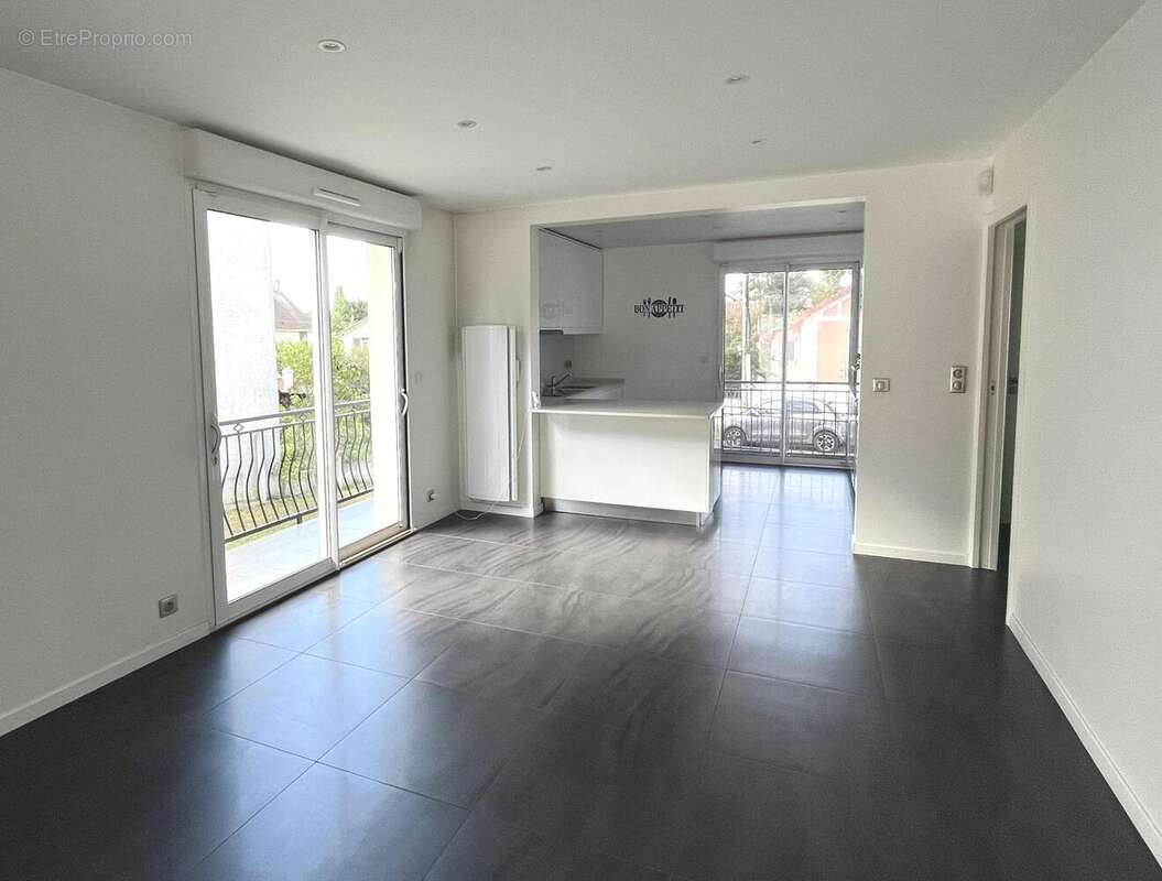 Maison à LA FRETTE-SUR-SEINE