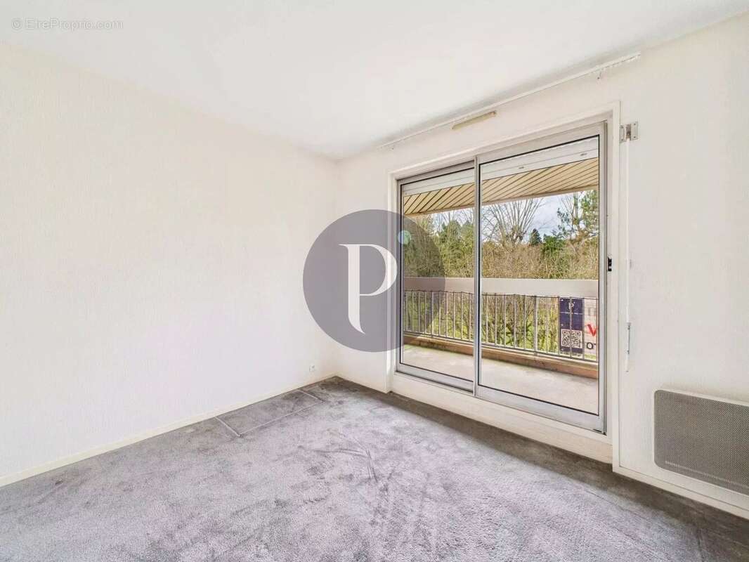 Appartement à VERRIERES-LE-BUISSON