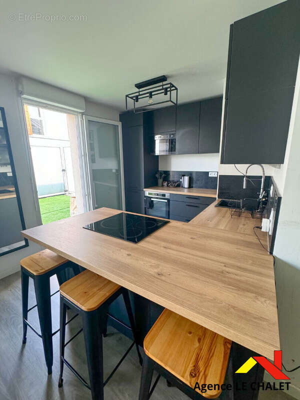 Appartement à VILLENEUVE-LE-ROI