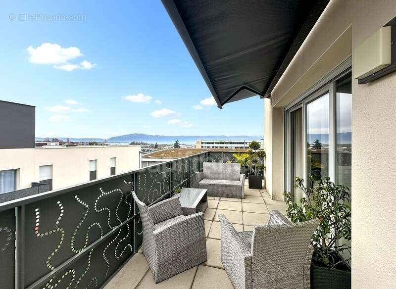 Appartement à NEYDENS