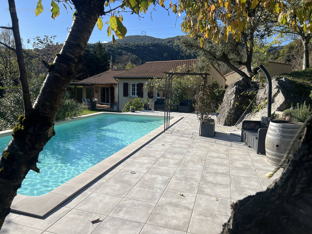 Maison à SAINT-PERAY