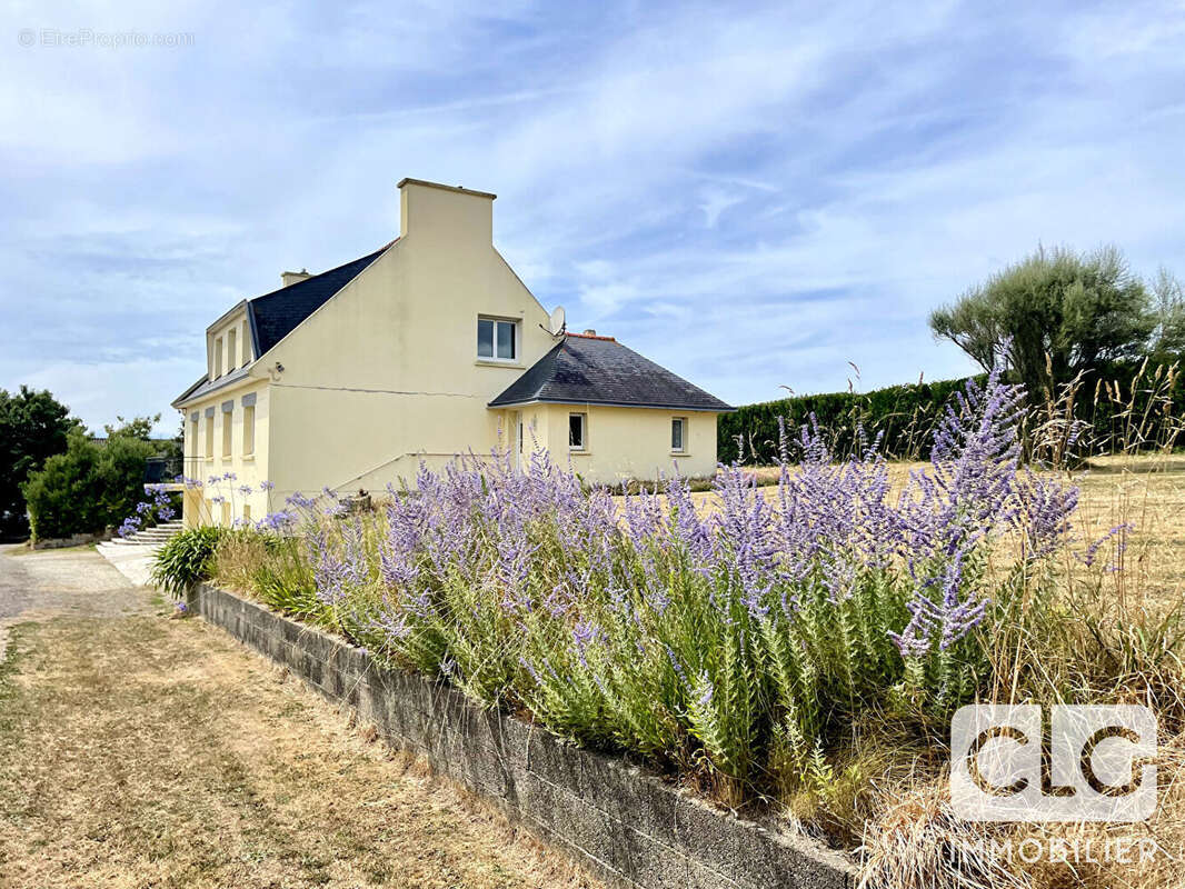 Maison à POULDREUZIC
