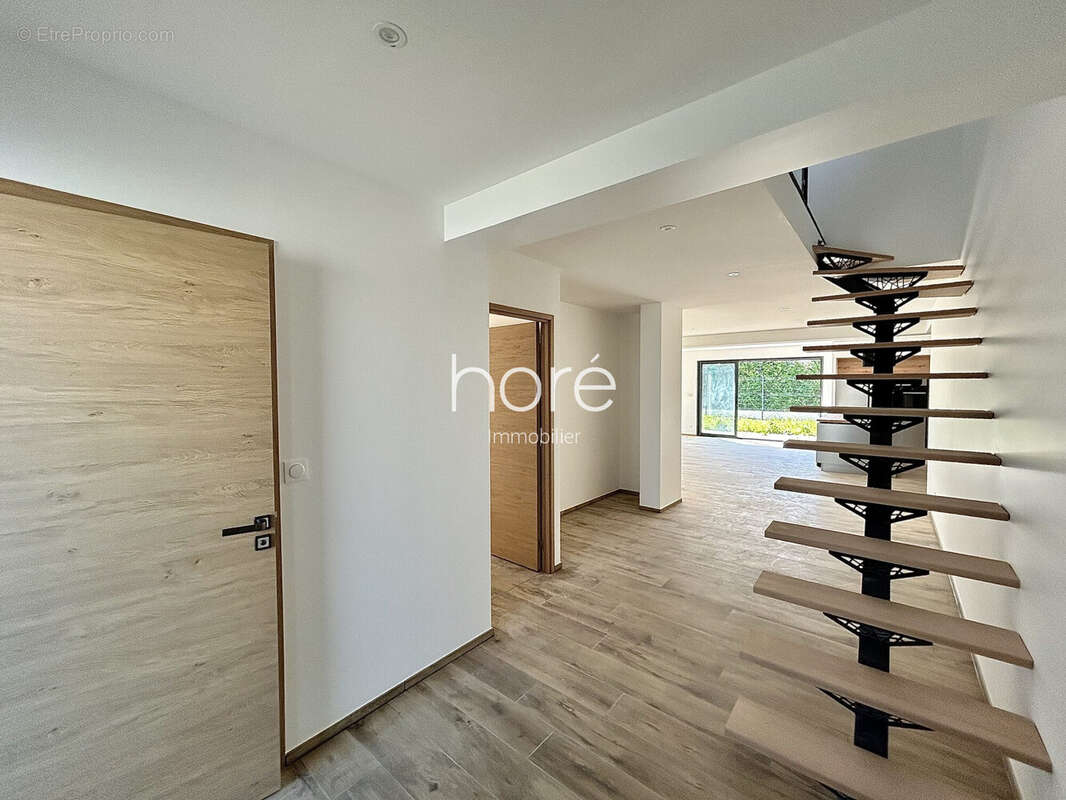 Maison à BIEVILLE-BEUVILLE