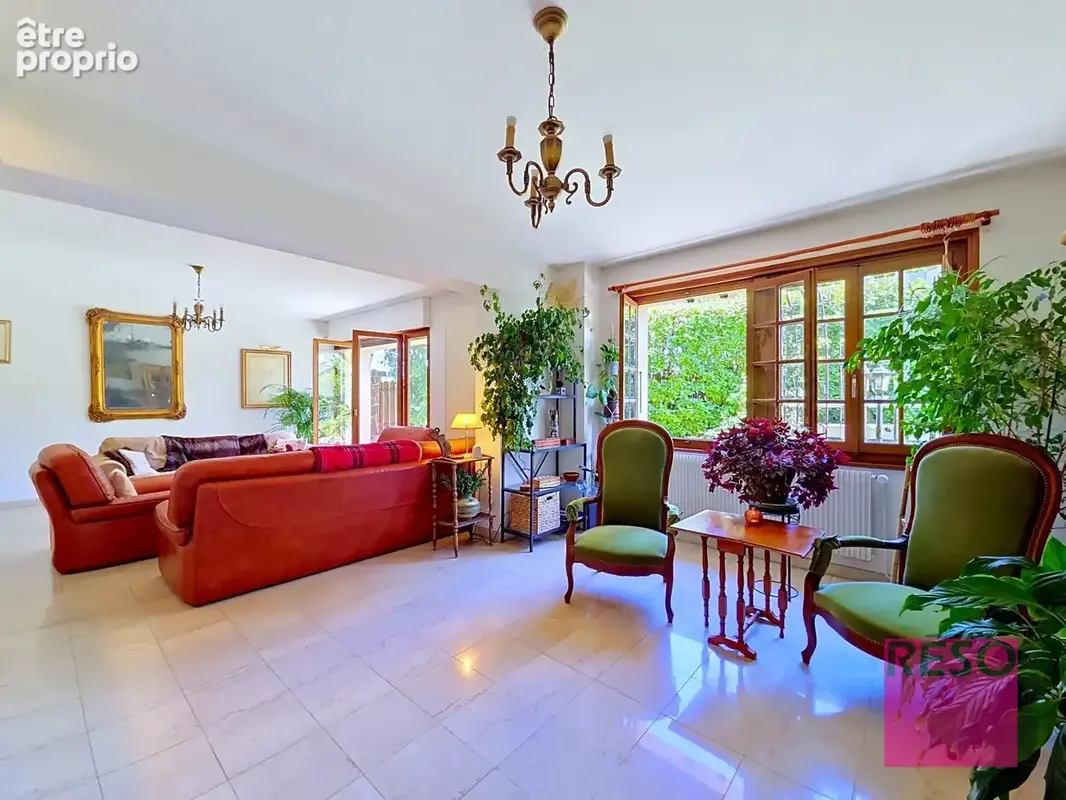 Maison 13 pièces 347 m² à vendre à Valleiry (74520) - photo 9