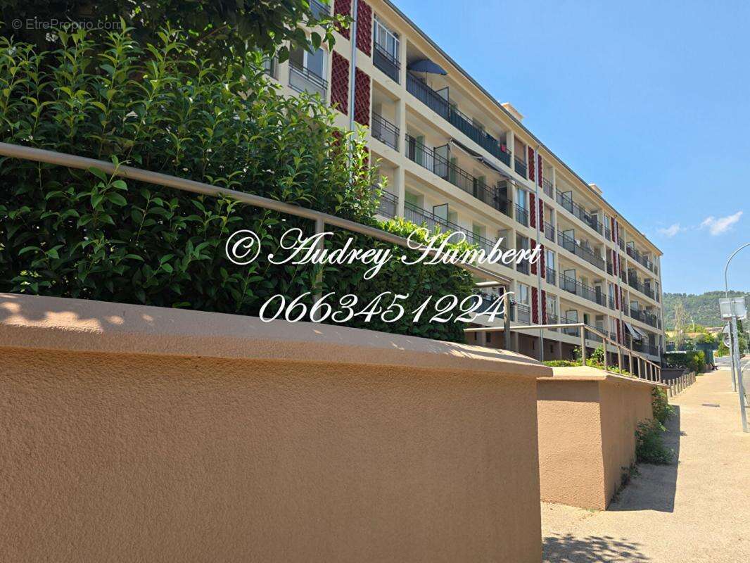 EXCLUSIVITE, MANOSQUE, BEL APPARTEMENT avec balcon, loggia et vue dégagée,  3/4 pièces de 67 m2 quartier et vue Mont d'Or - photo 17