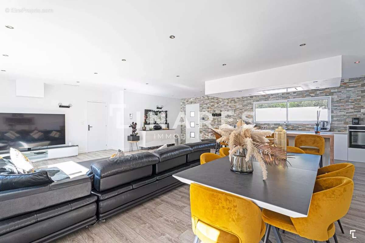 Maison à LES PENNES-MIRABEAU