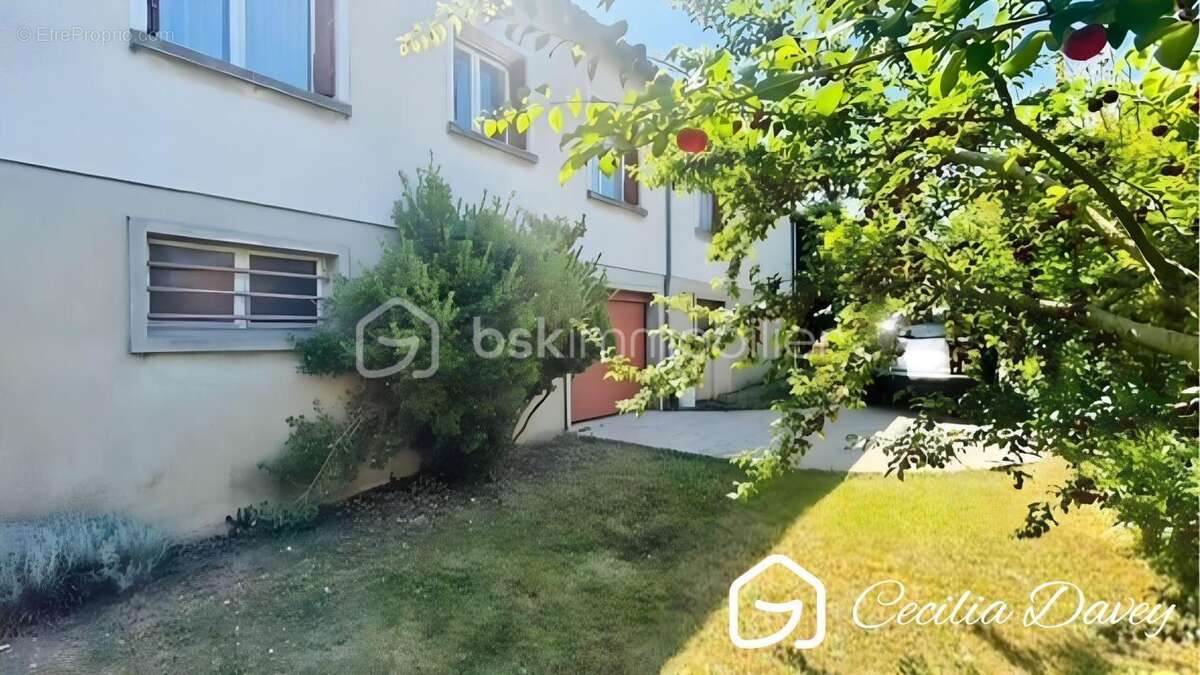 Maison à SENS