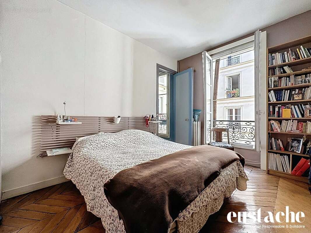 Appartement à PARIS-10E