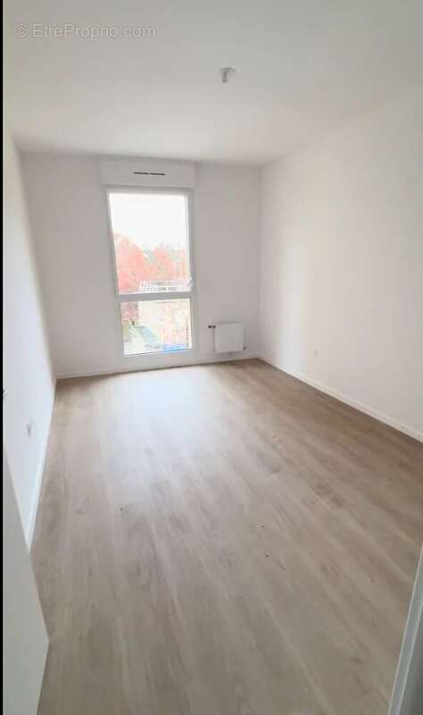 Appartement à AUBERVILLIERS