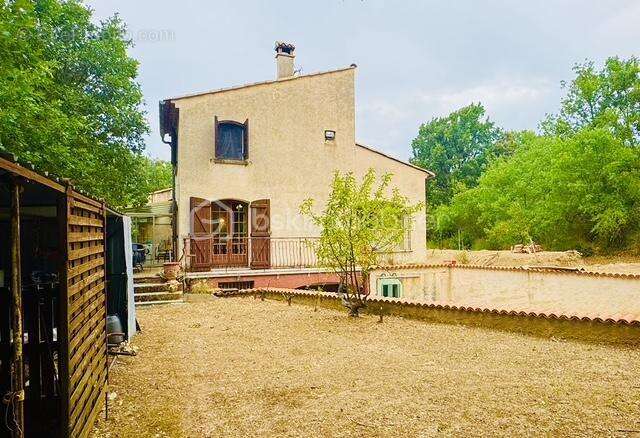 Maison de 268 m2 - 2185 de terrain - vinon sur verdon - photo 24