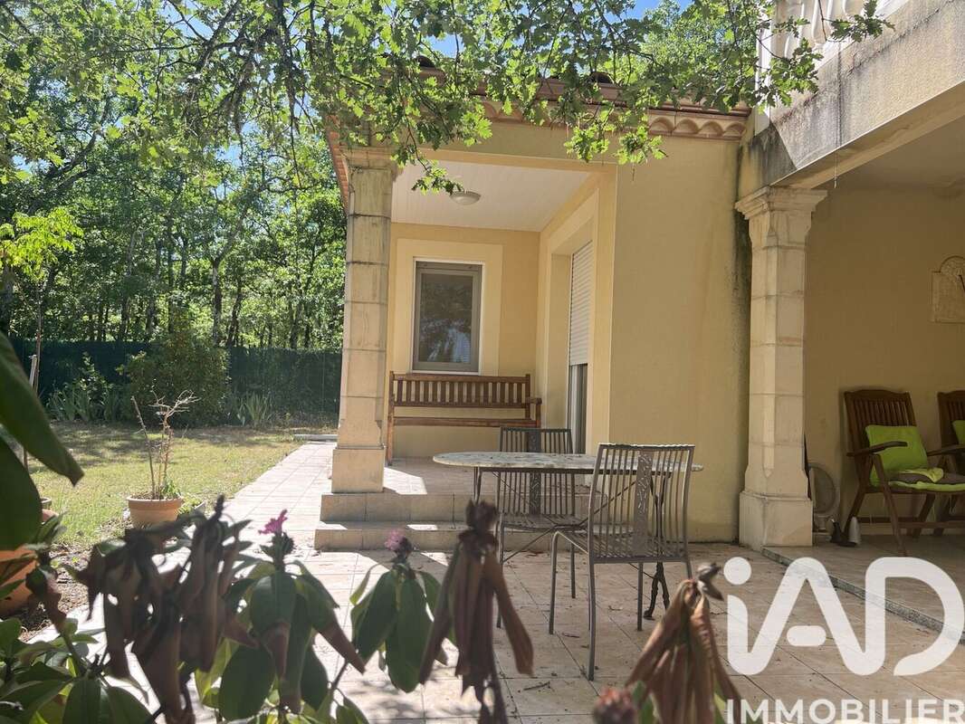 Maison 168 m² à Lalbenque  - photo 4
