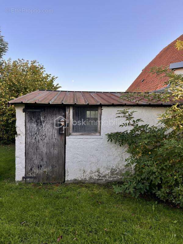 Maison à HEUGUEVILLE-SUR-SIENNE
