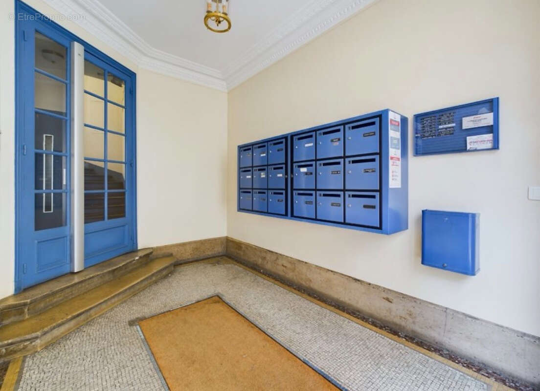 Appartement à PARIS-20E