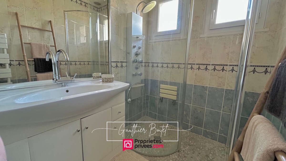 Maison à COULOMMIERS