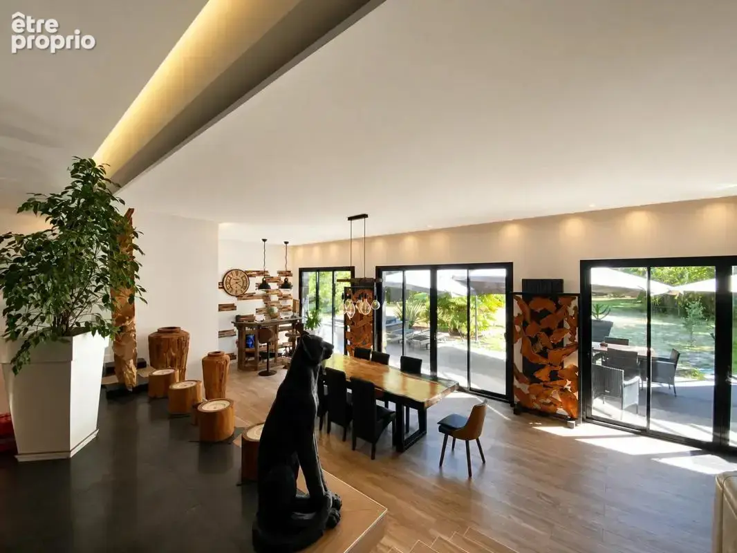 Maison de 8 pièces de 245 m² à Lamorlaye - photo 6