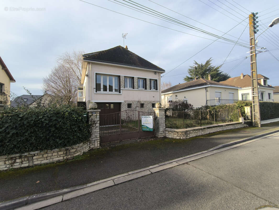 Maison à CHAMBRAY-LES-TOURS