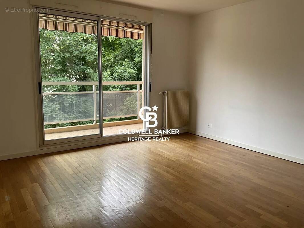 Appartement à FONTAINES-SUR-SAONE
