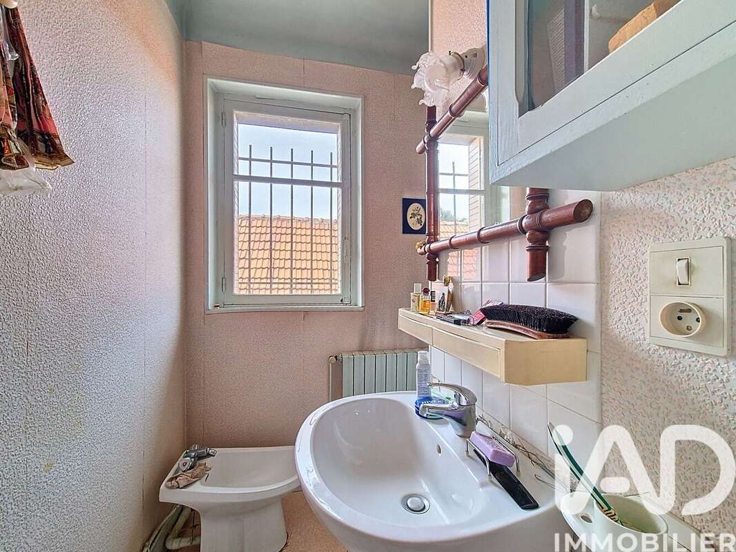 Photo 8 - Maison à YZEURE