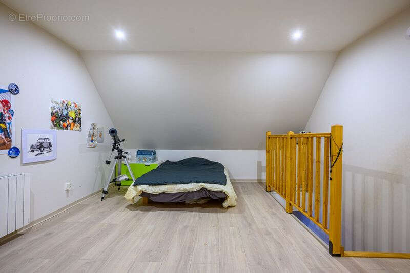 Maison à CHAVANNES-SUR-L&#039;ETANG