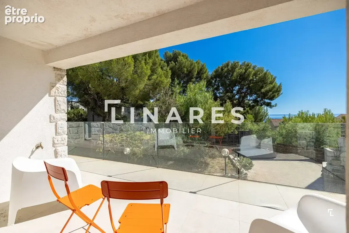 LA CALANQUE BLANCHE - Villa de 218 m²  - Extérieurs 37 m² - Terrain 800 m² - 13600 CASSIS - photo 16