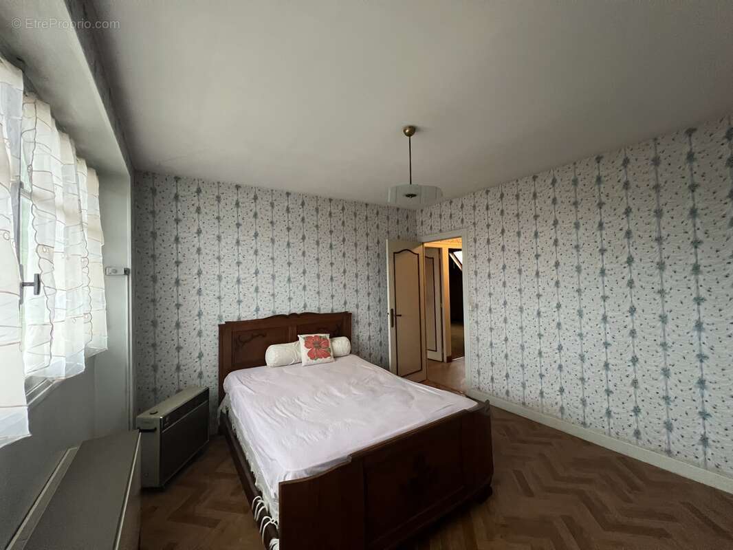 Maison 115 m² à Chateaumeillant  - photo 25