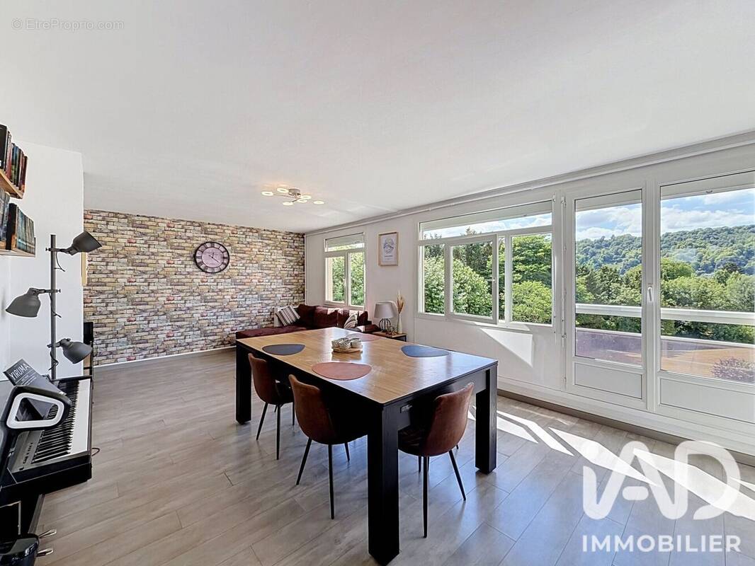 Photo 1 - Appartement à SAINT-AUBIN-LES-ELBEUF