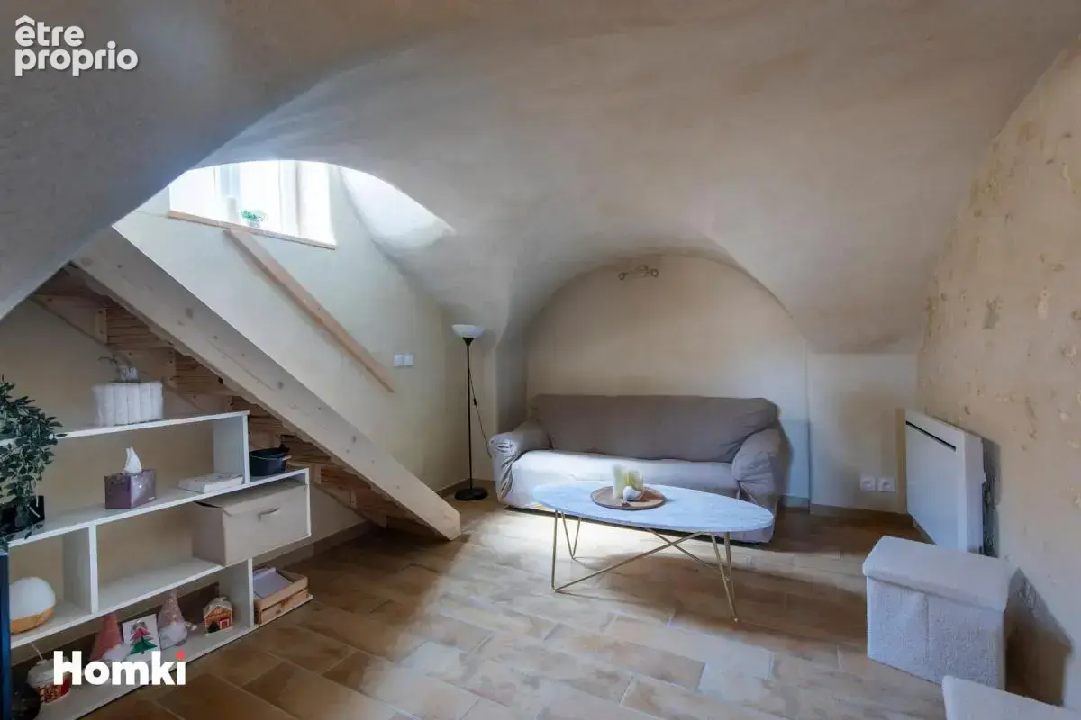 Maison de village rénovée avec petite cour et terrasse – Orgon - photo 3