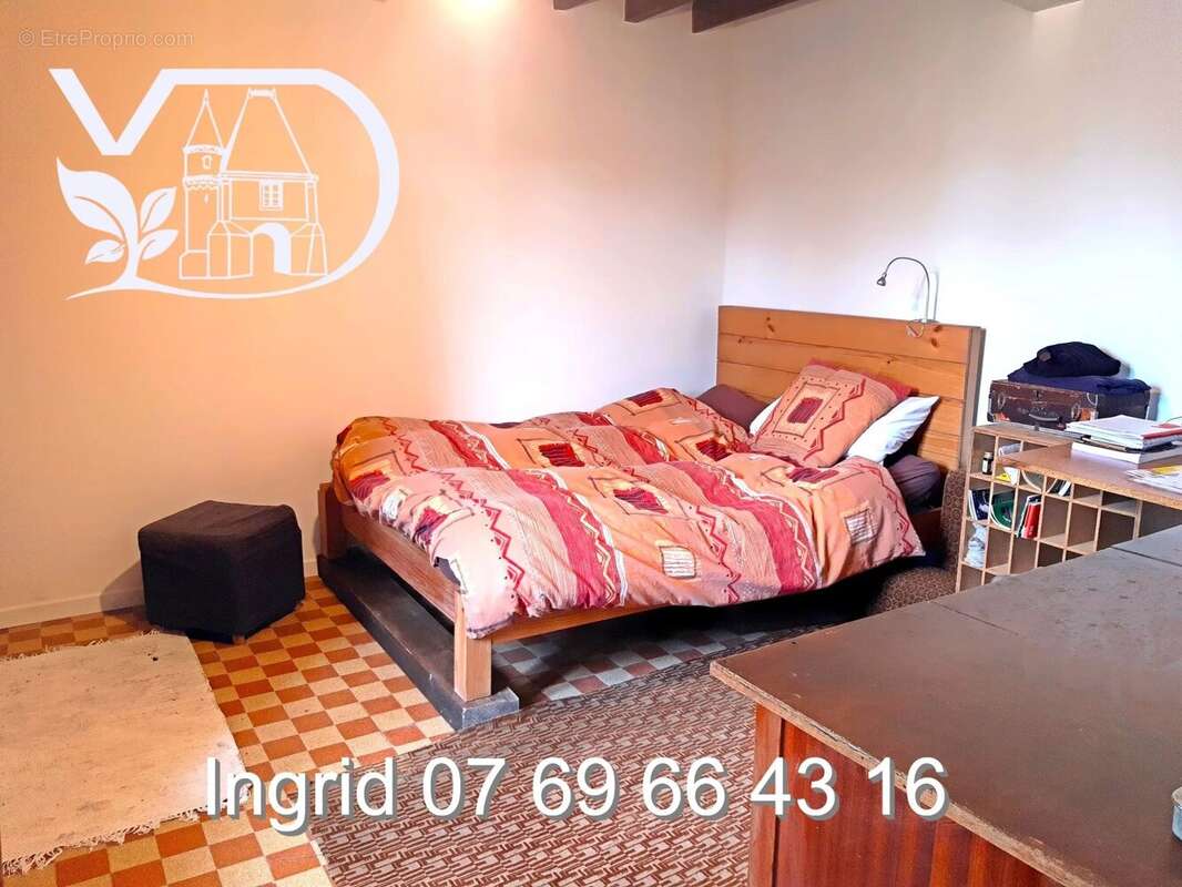 Maison à CREVECOEUR-LE-GRAND