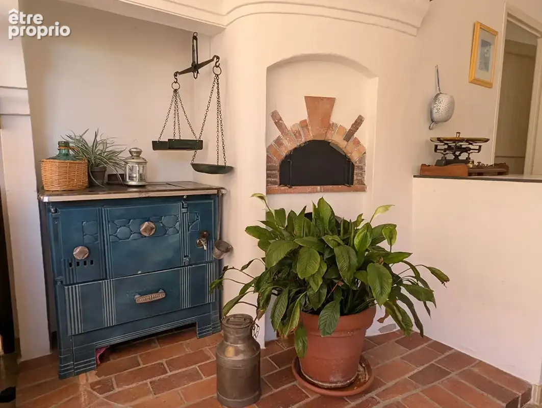SALERNES, bastide 250 m², 8 pièces, cabanon en pierre, cave, terrain 6.780 m² au calme - photo 8