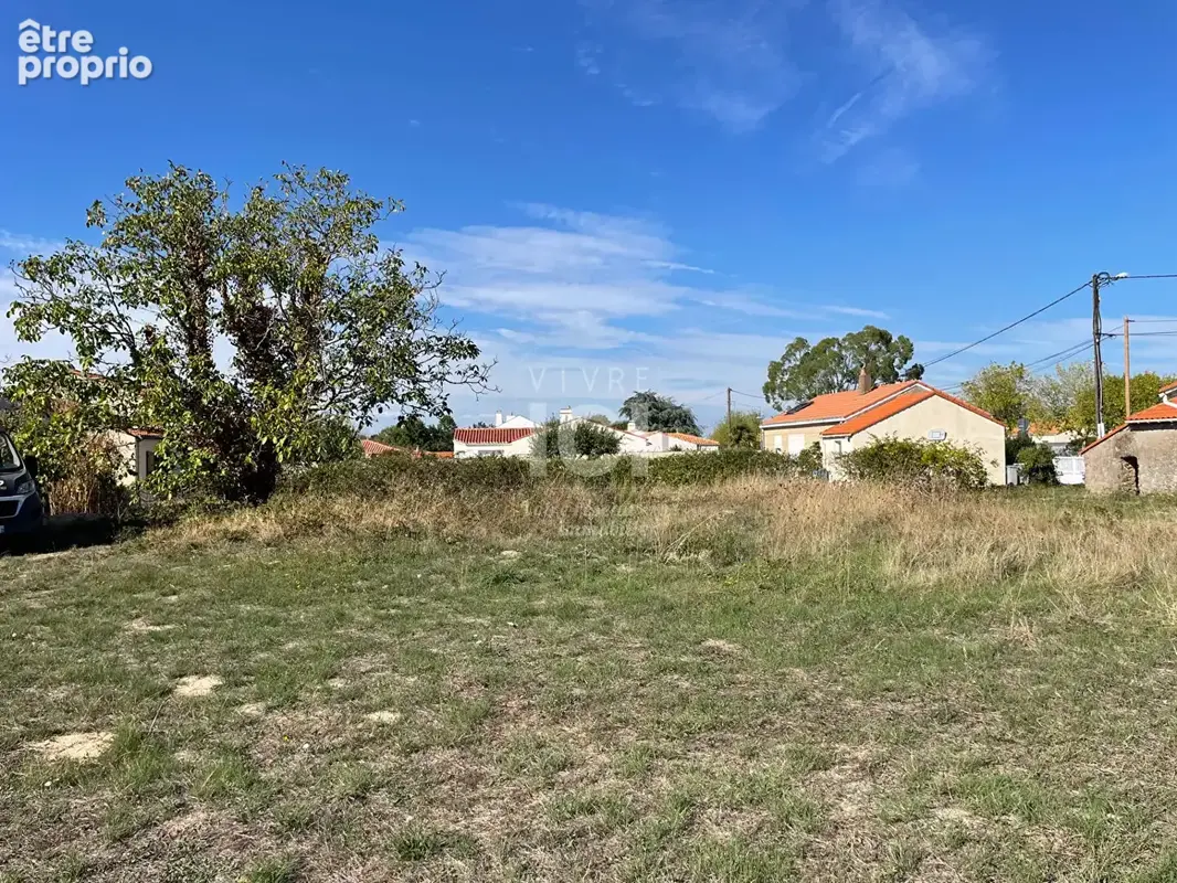 Photo Terrain à Les Sorinieres au prix de 160 000€