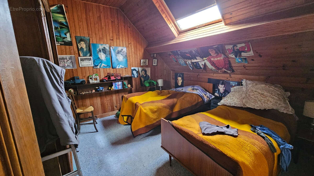 Maison à FRIERES-FAILLOUEL