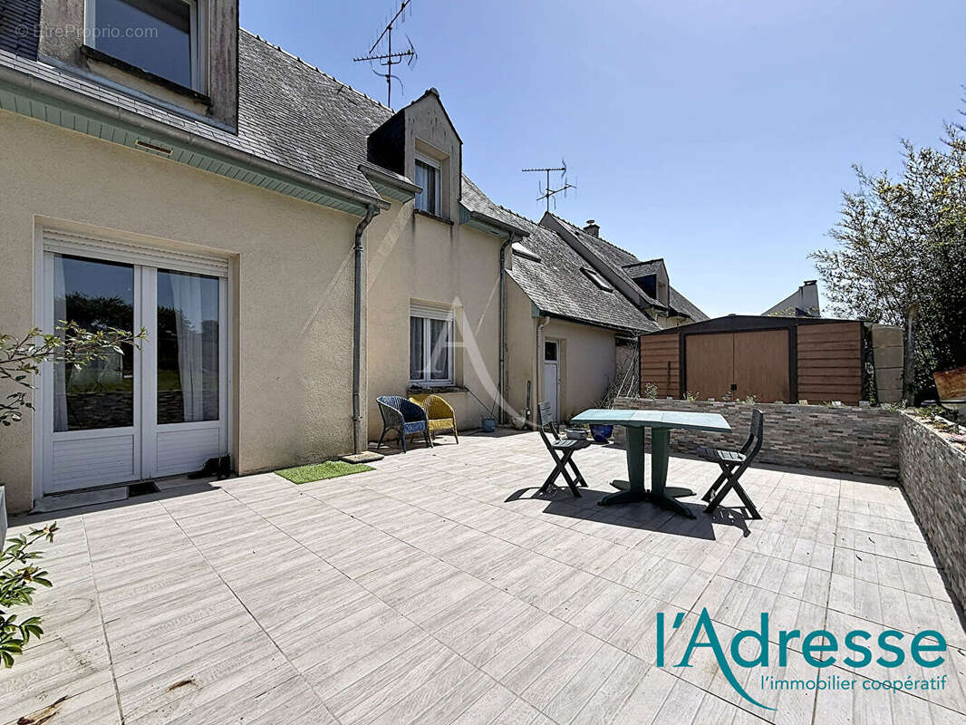 Maison à MARTIGNE-SUR-MAYENNE