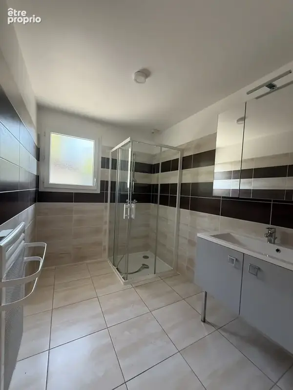 villa de 90 m2 avec garage aménageable et extérieur agréable - photo 7