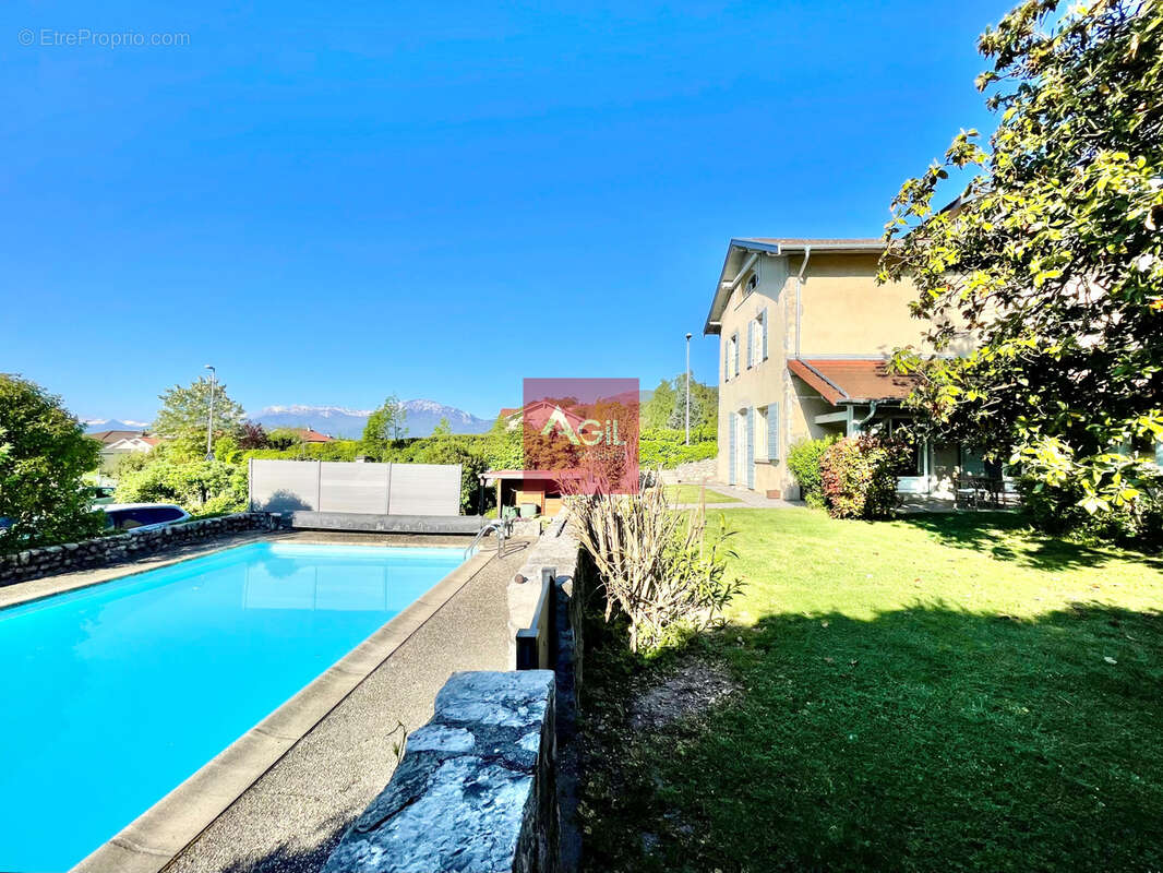 Maison à MONTBONNOT-SAINT-MARTIN