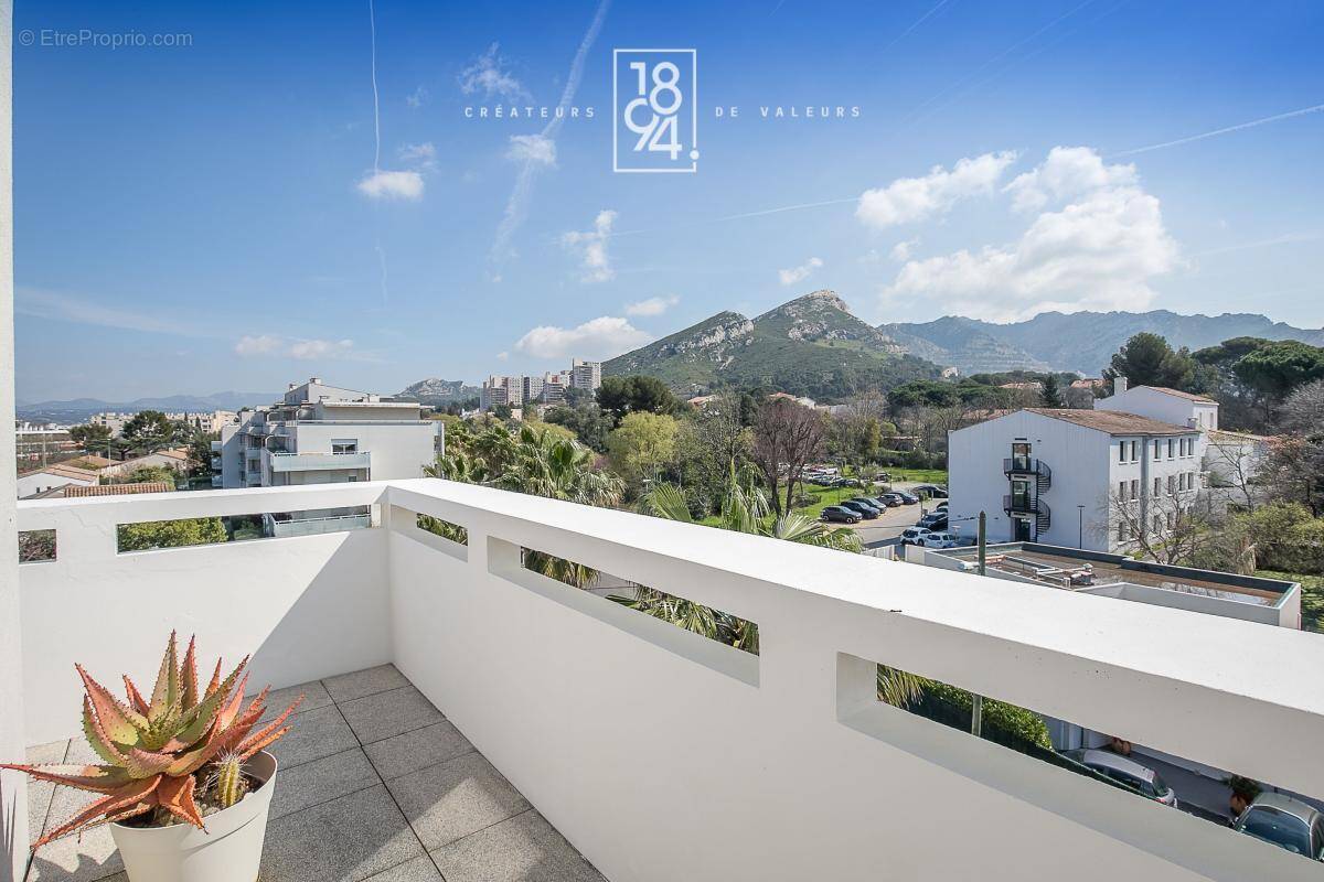 Appartement à MARSEILLE-9E