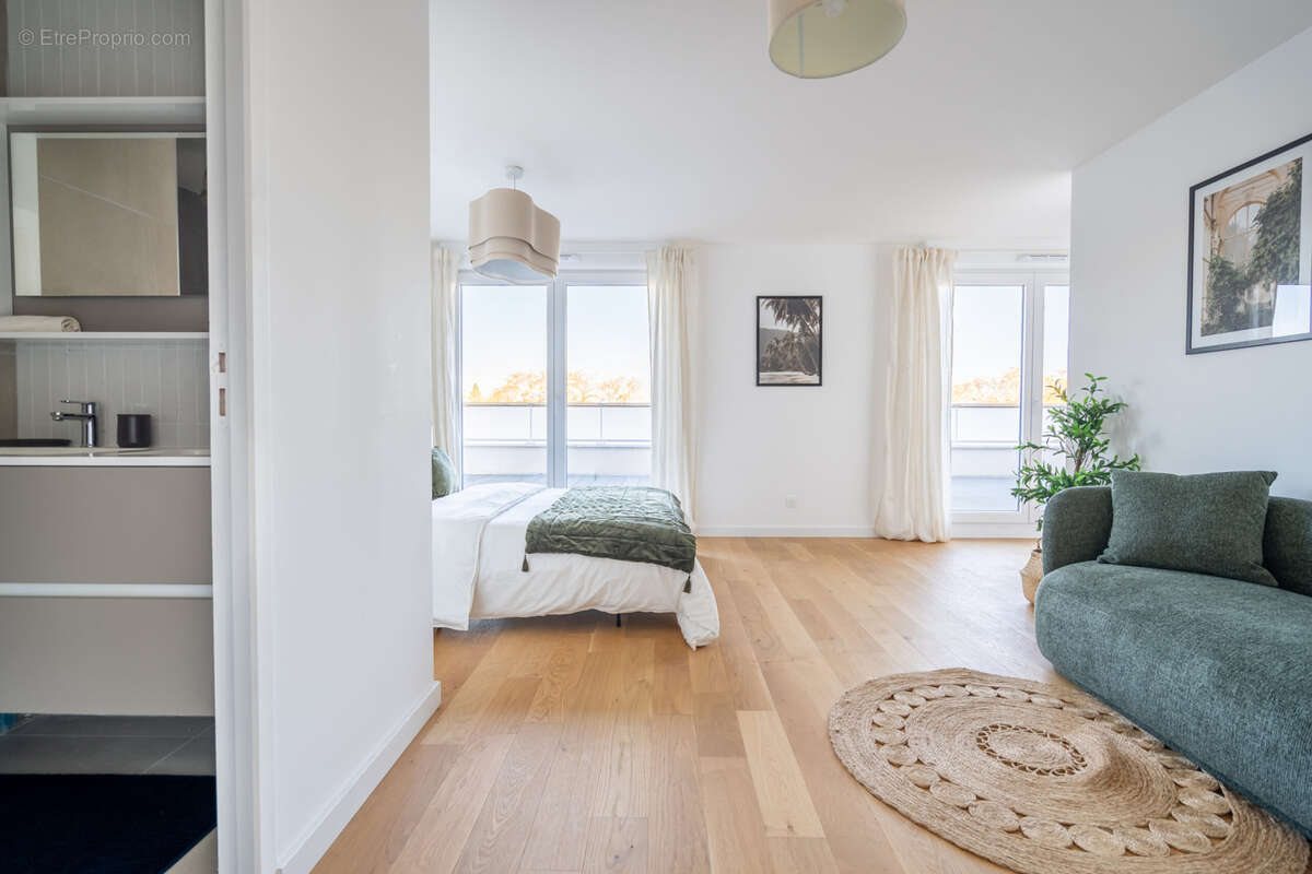 Appartement à CHAMPAGNE-AU-MONT-D'OR