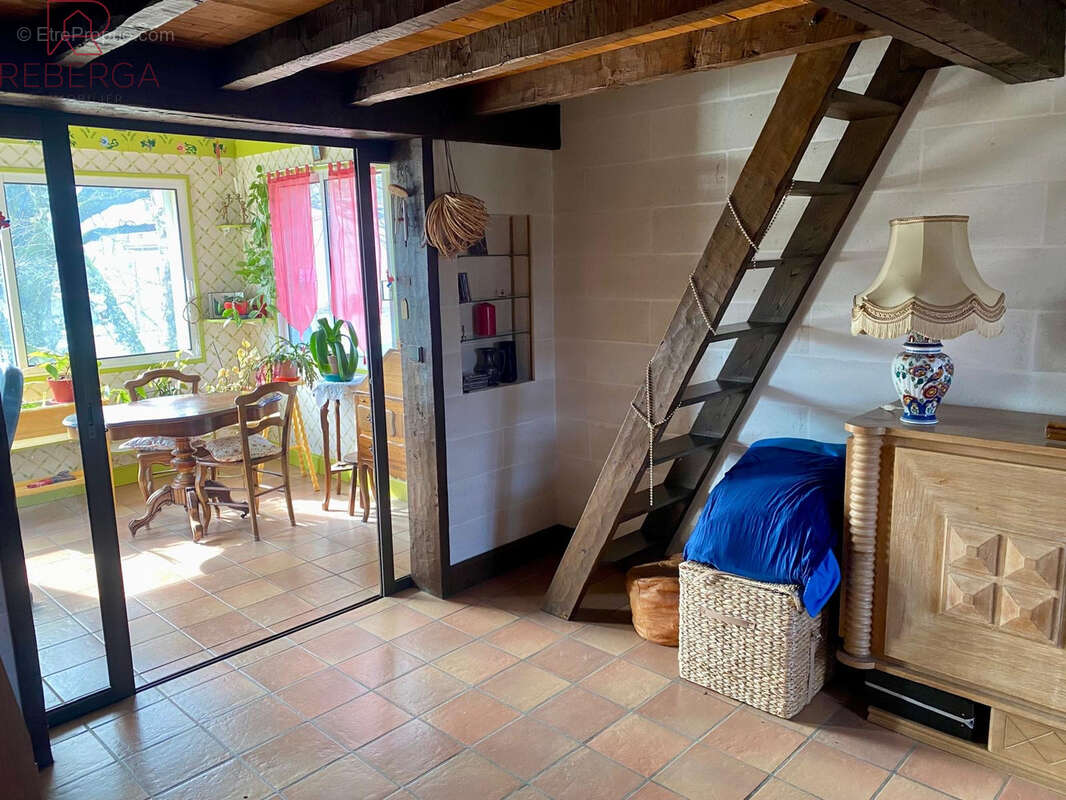 Maison à AUSSILLON