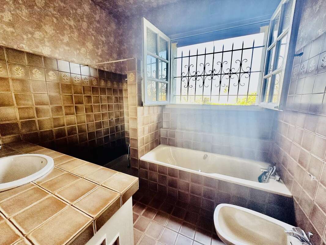 Maison à LAMONZIE-SAINT-MARTIN