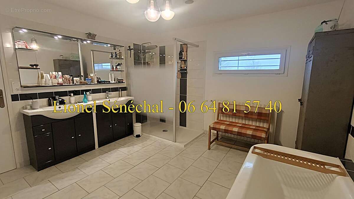 Maison à SAVIGNE-L'EVEQUE